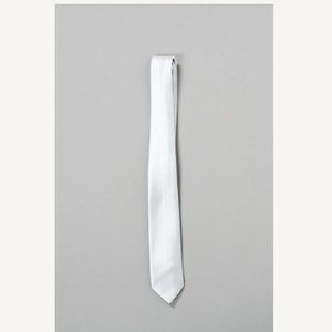 Revelry Satin Tie White Pearl